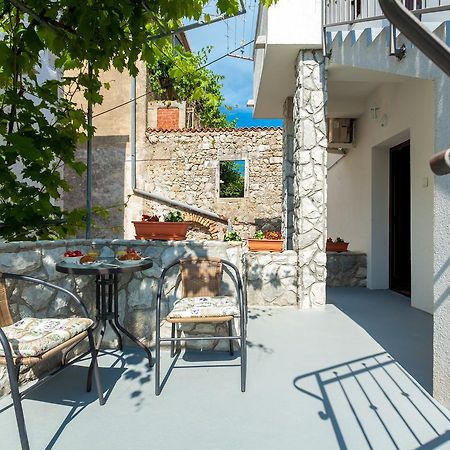 Apartment Placido Krk クルク エクステリア 写真