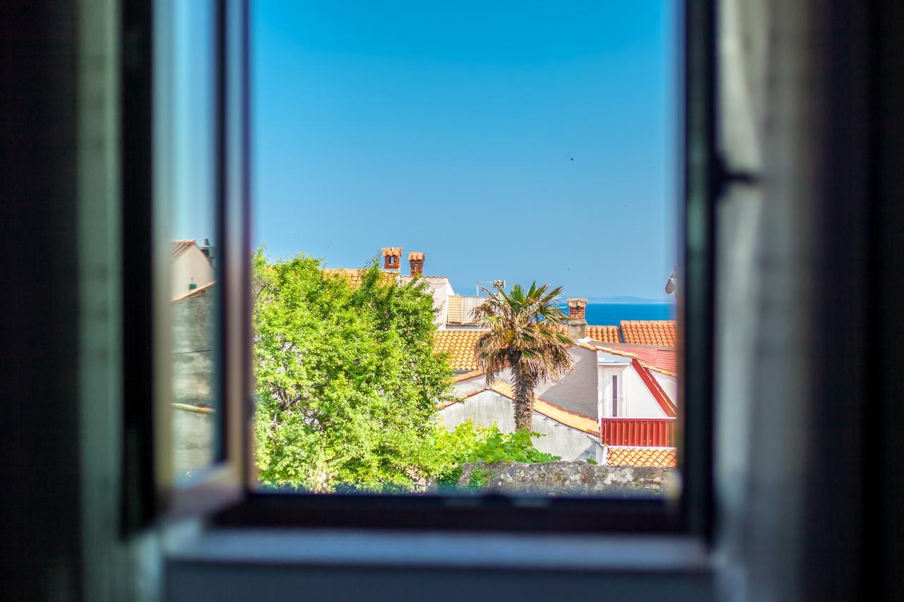 Apartment Placido Krk クルク エクステリア 写真