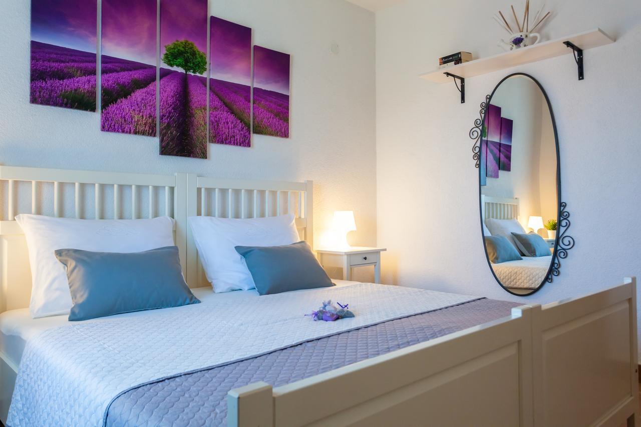 Apartment Placido Krk クルク エクステリア 写真