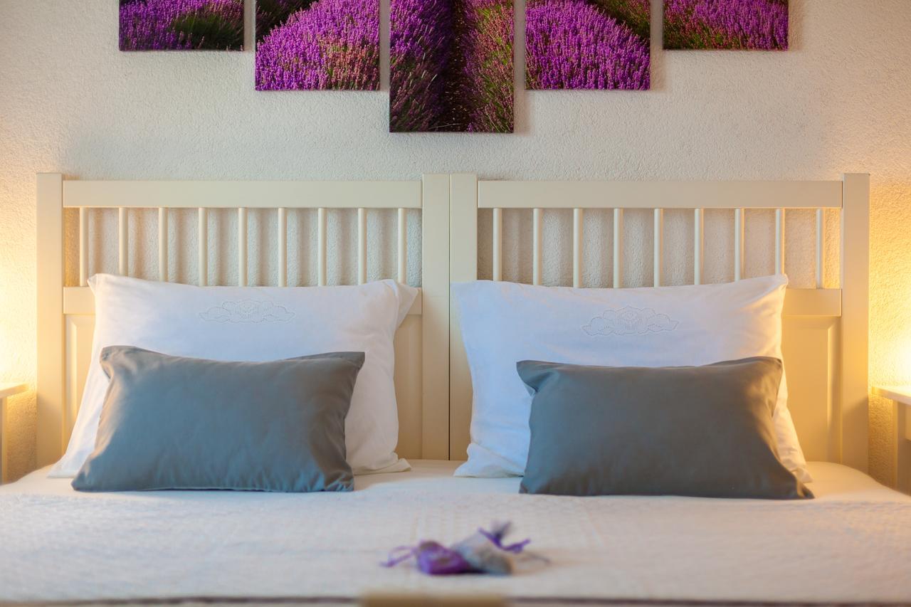 Apartment Placido Krk クルク エクステリア 写真