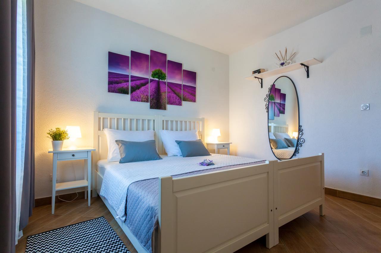 Apartment Placido Krk クルク エクステリア 写真